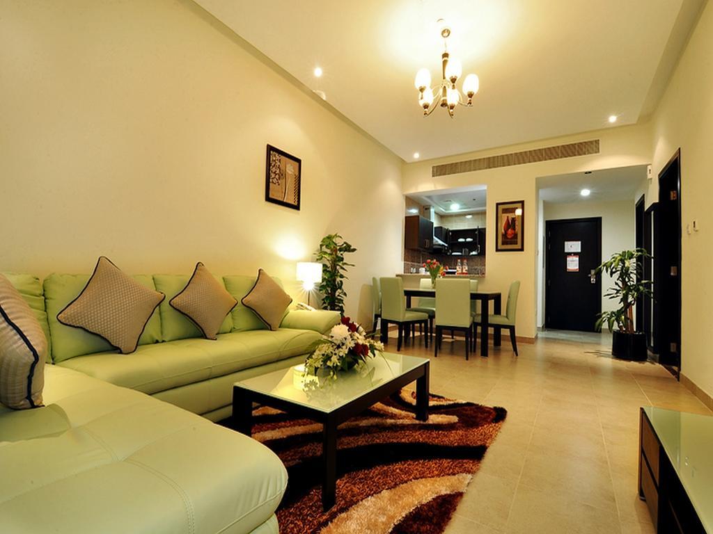 Pride Hotel Apartments Дубай Екстер'єр фото