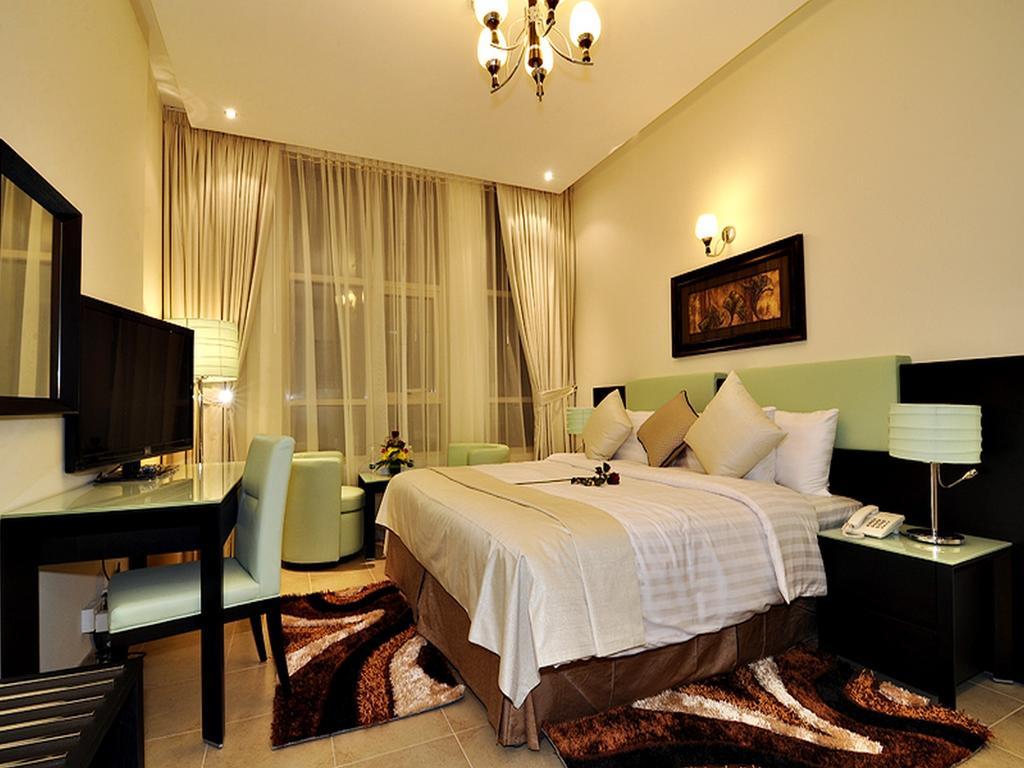 Pride Hotel Apartments Дубай Екстер'єр фото