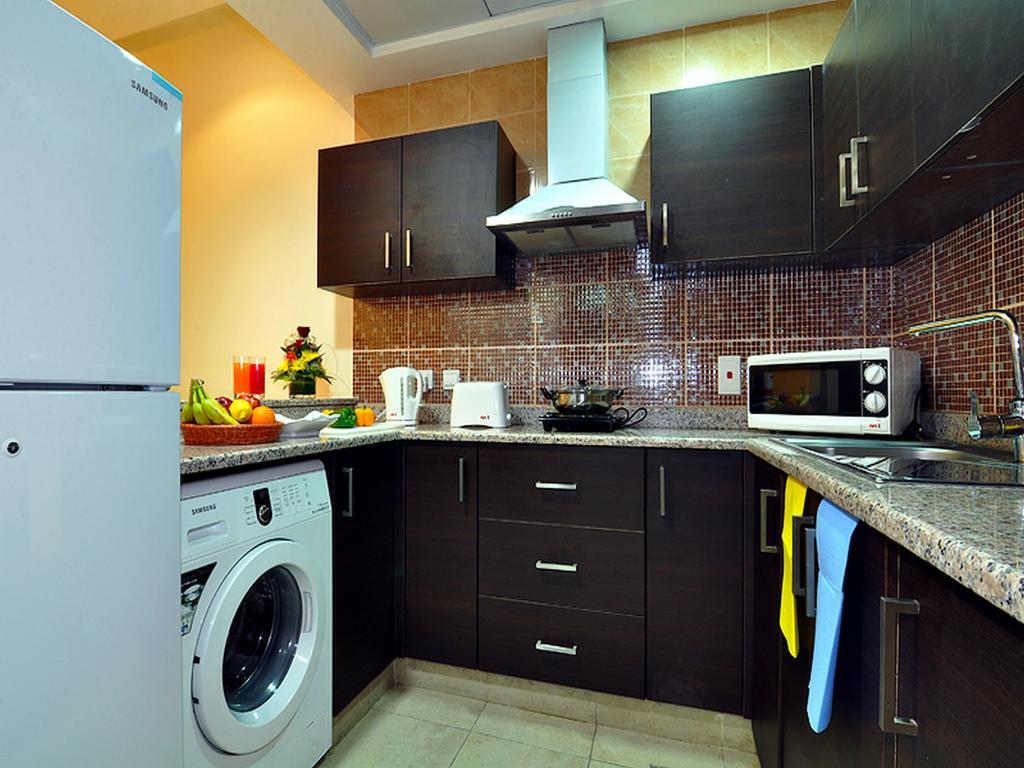 Pride Hotel Apartments Дубай Екстер'єр фото