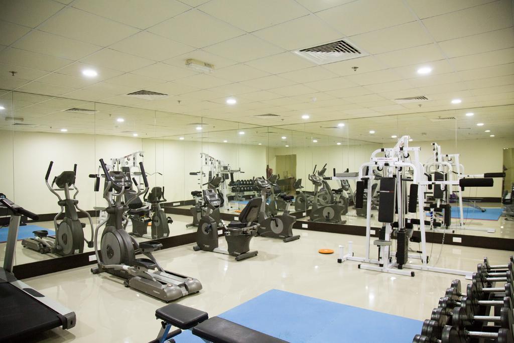 Pride Hotel Apartments Дубай Екстер'єр фото
