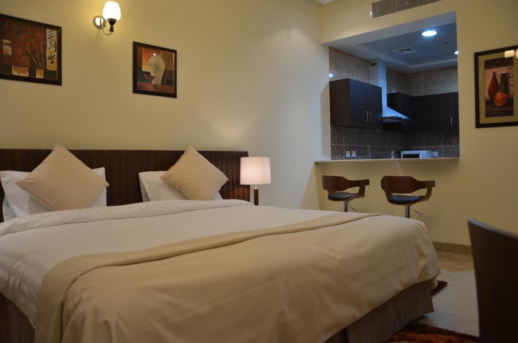 Pride Hotel Apartments Дубай Номер фото